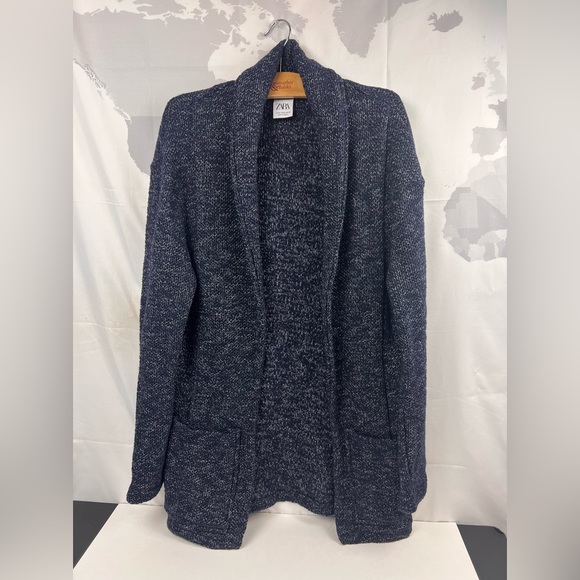 ZARA cardigan super soft, front pockets, size medium - Picture 7 of 8